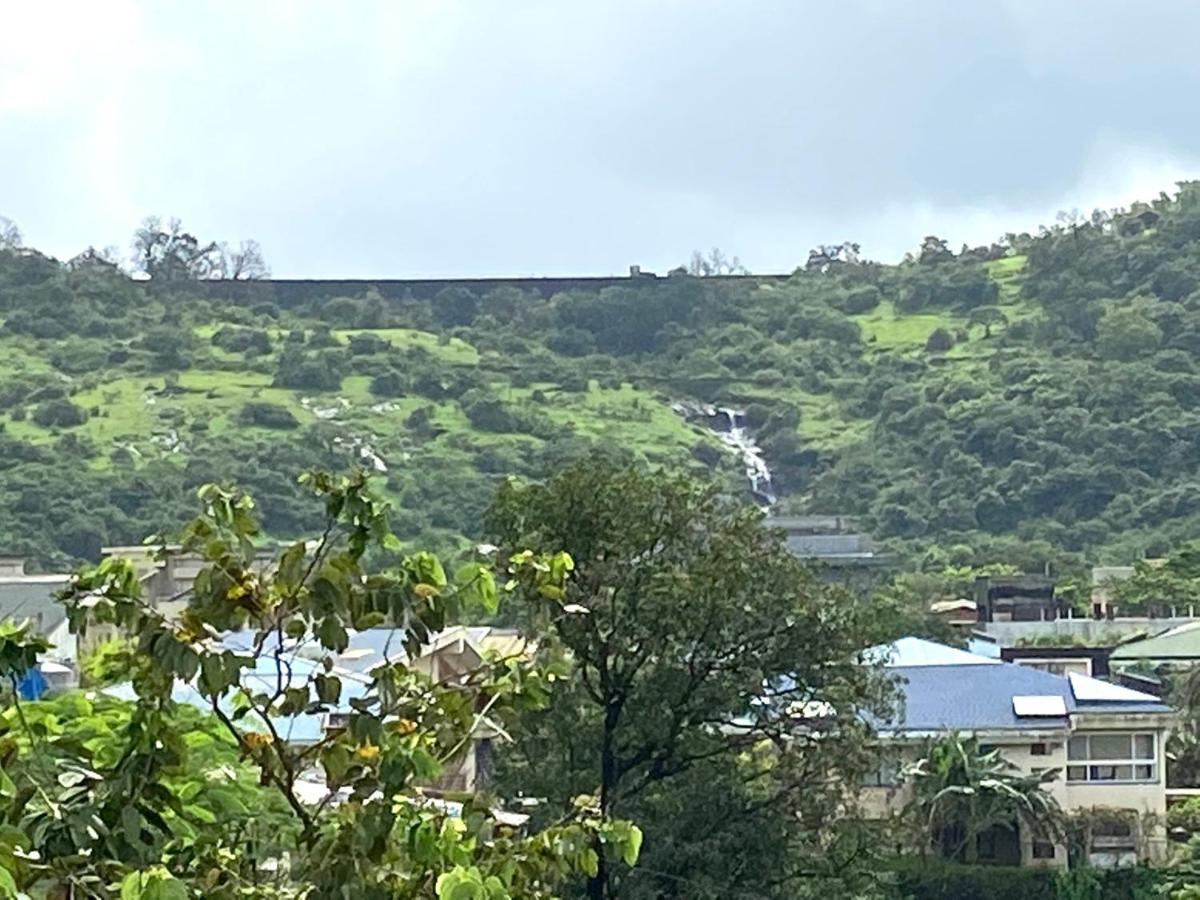Riyansh Villa Lonavala Buitenkant foto